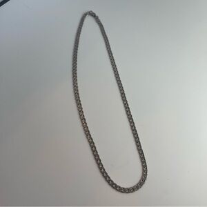 Elegant Silver Chain Necklace